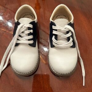 Footmates Cheer saddle shoes